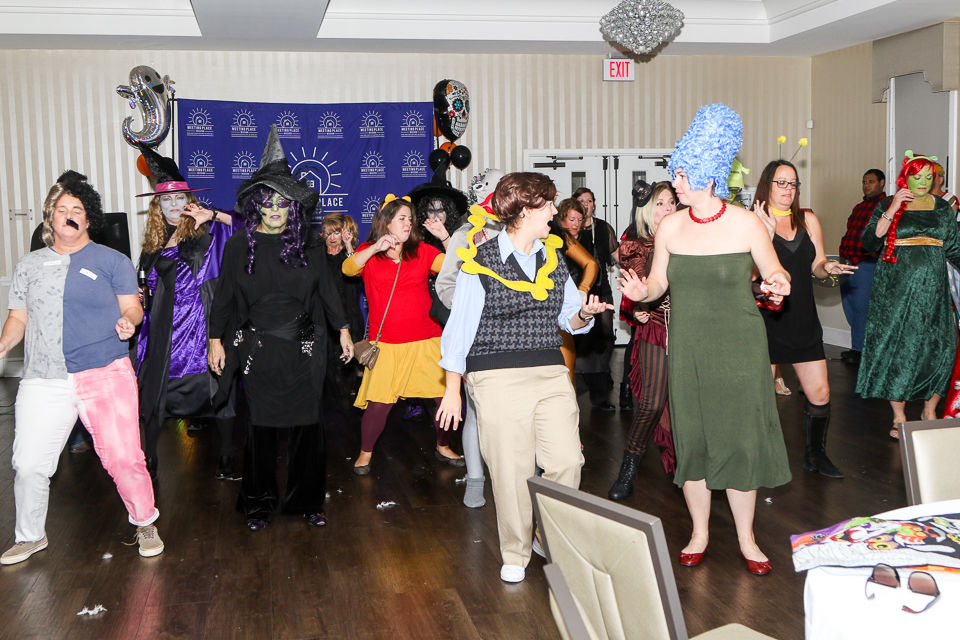 Meeting Place Mission Halloween Party_Morganton Community House 2019-9194.JPG